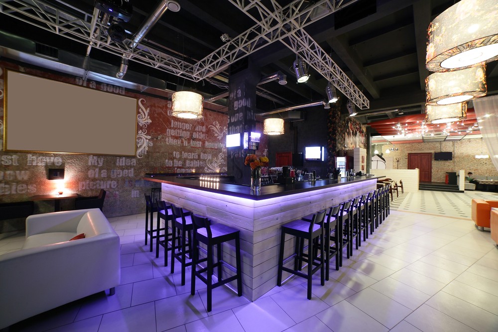 5 Essential Features of a Great Bar | Tech24 Construction